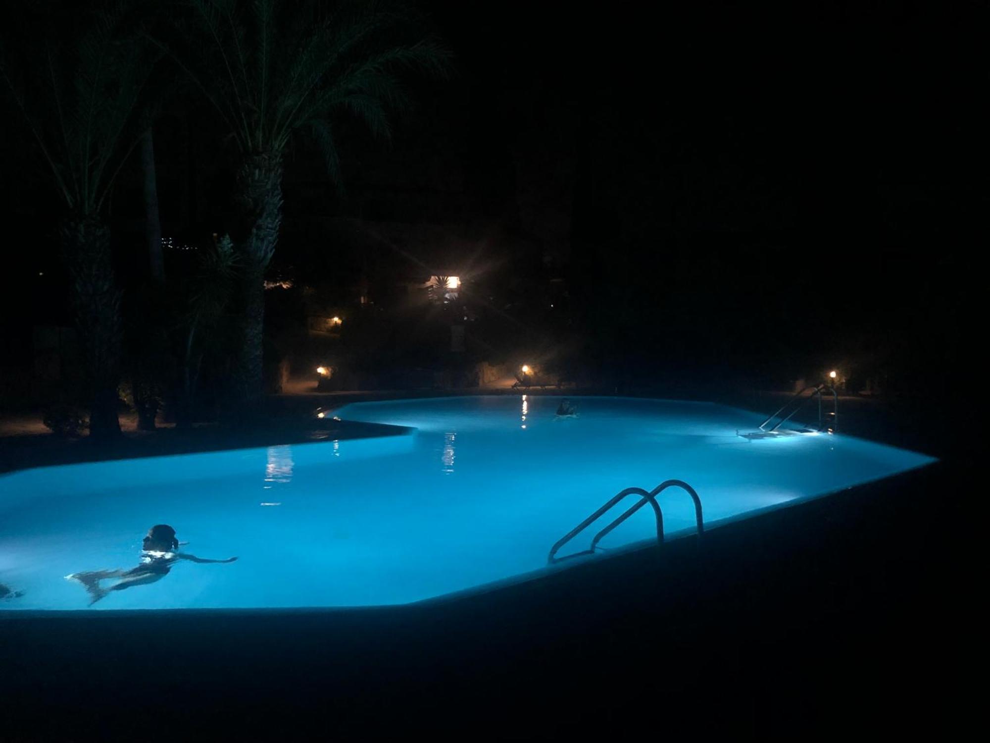 Newly Renovated- Regina Gardens 1, Venus Beach 500 M, Sea&Sunsets View, License Ooo7141 بافوس المظهر الخارجي الصورة
